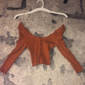 CARAMEL BUTTON CROP TOP!